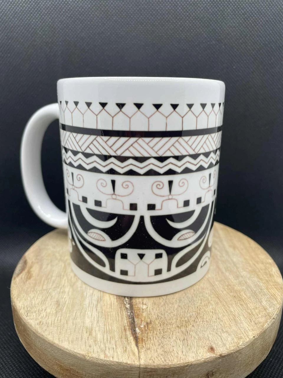 ☕ Mug en Céramique – Tahiti • Tatouage Polynésien • Patutiki 🌺🌊
